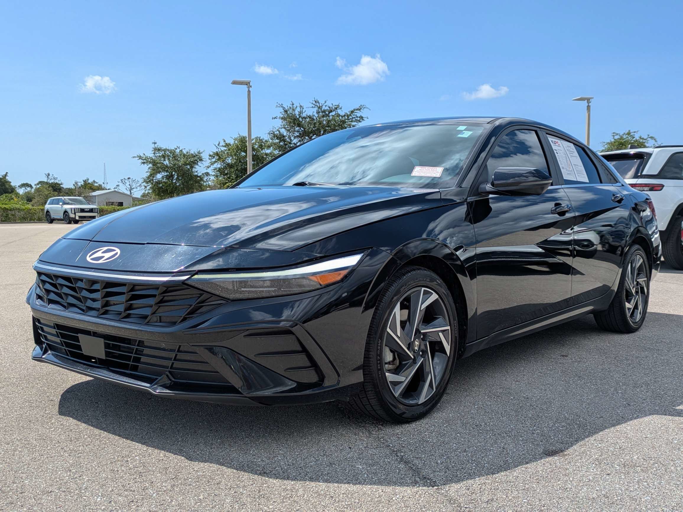 Used 2024 Abyss Black Hyundai Limited image 9
