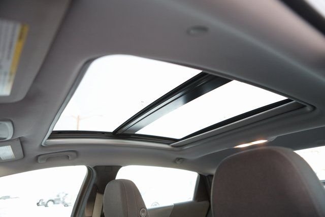 Used 2024 Summit White Chevrolet LT image 20