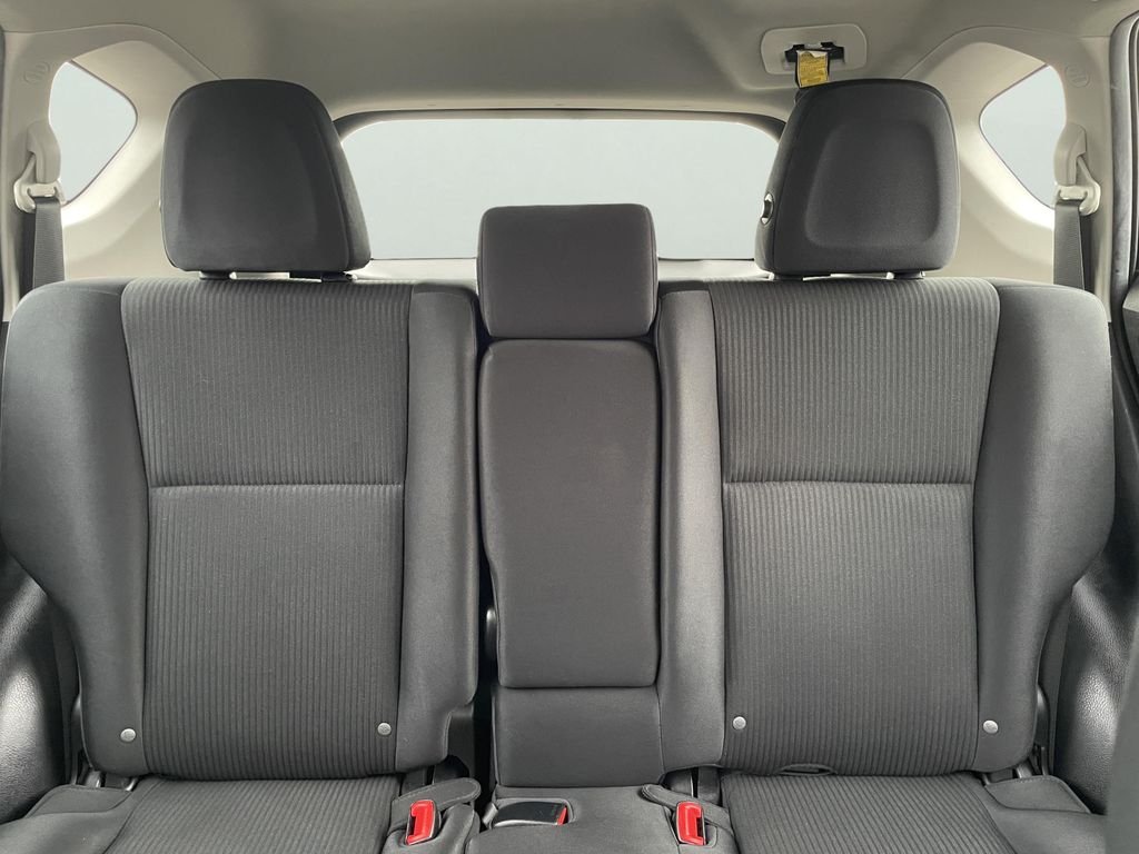Used 2015 Black Toyota LE image 18