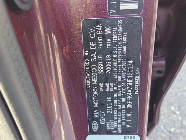 Used 2017 Red Kia LX image 6