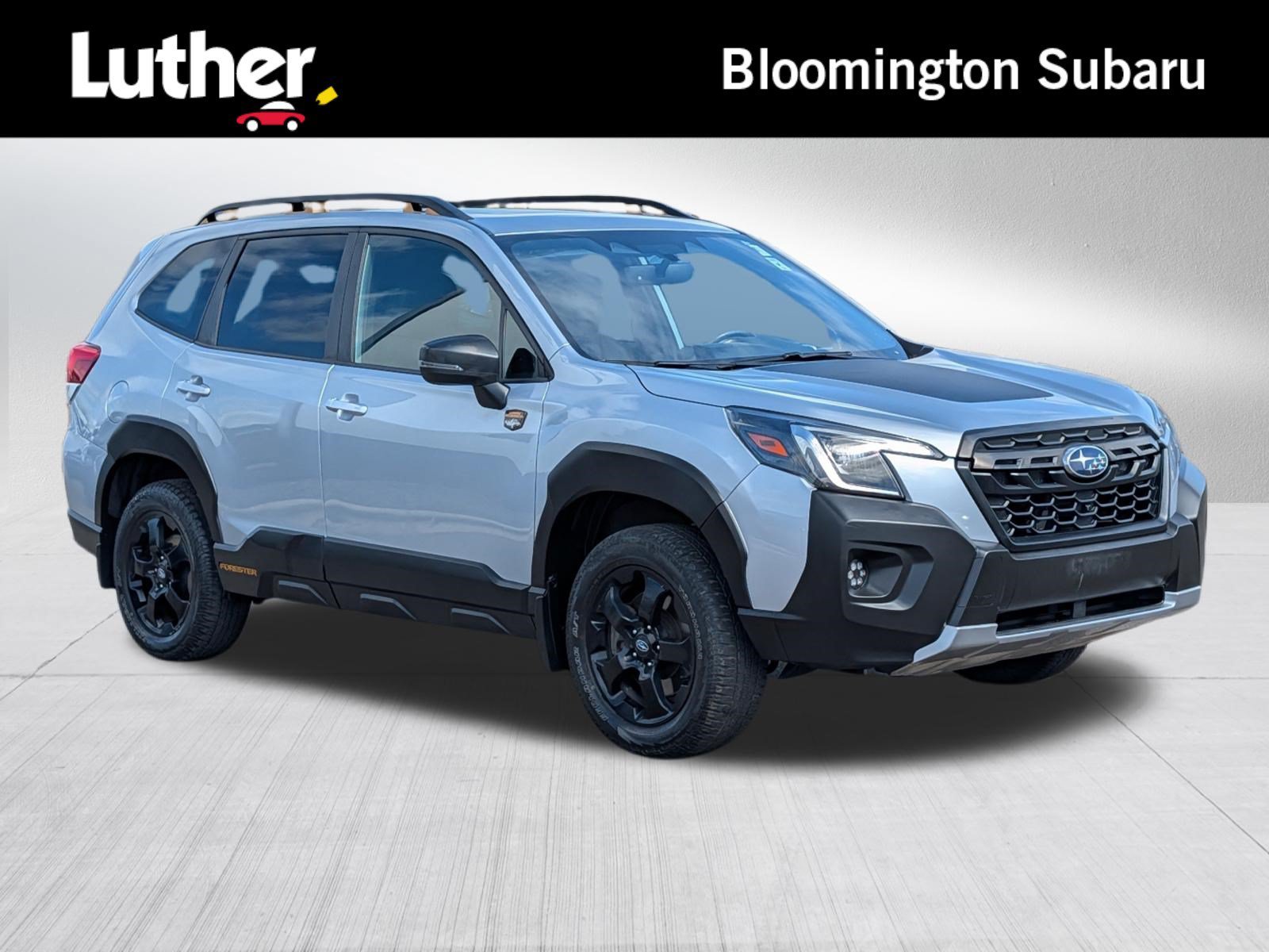 Used 2023 Ice Silver Metallic Subaru Wilderness image 1