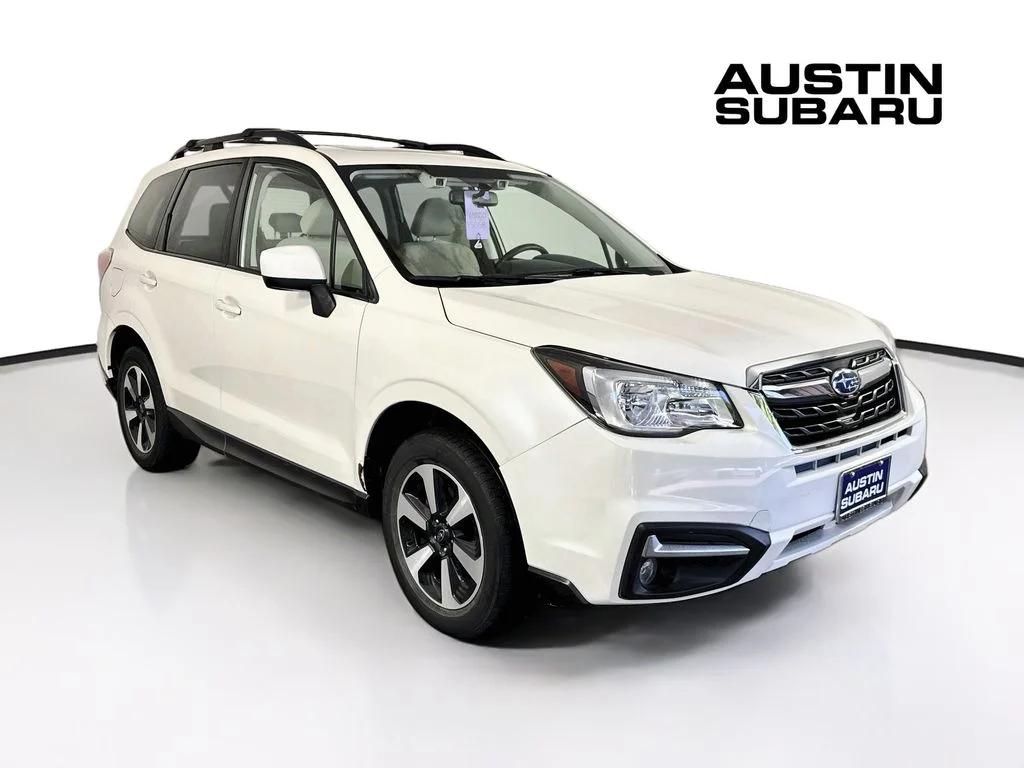 Used 2018 White Subaru 2.5i Premium image 1