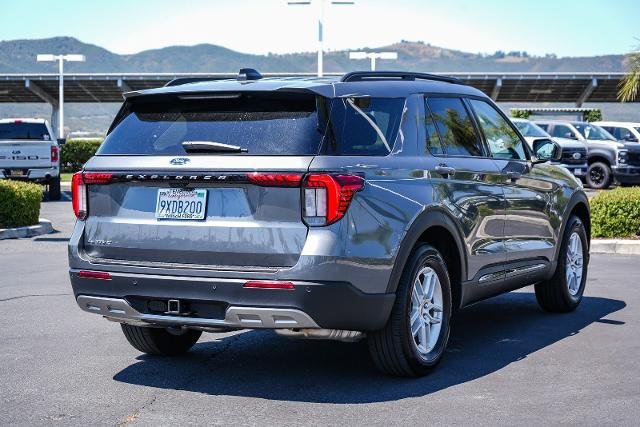 Used 2026 Gray Metallic Ford  image 6