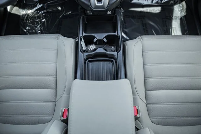 Used 2022 White Honda EX image 26