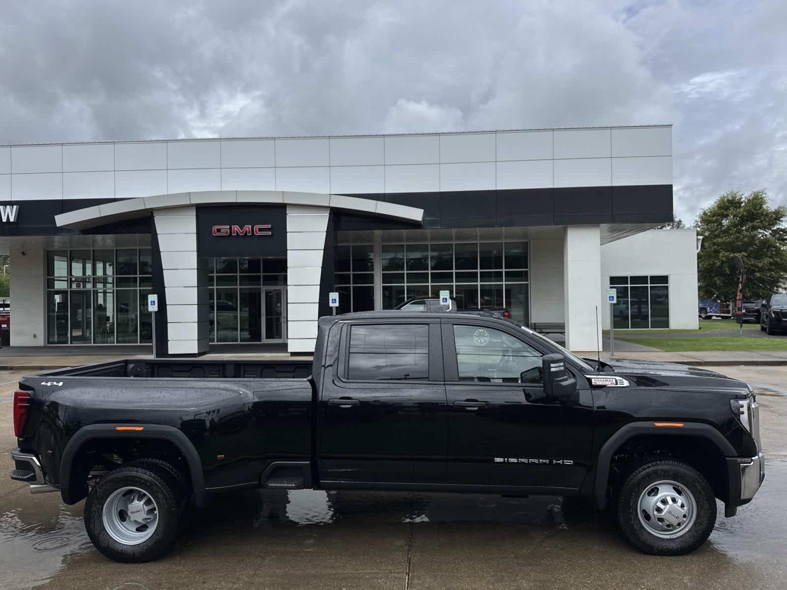 New 2026 Onyx Black GMC Pro DRW image 1