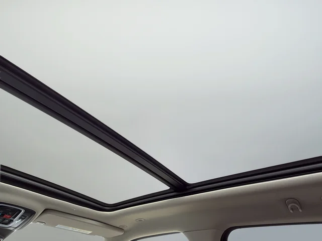 New 2026 Diamond Black Crystal Pearl-Coat Exterior Paint RAM Laramie image 13