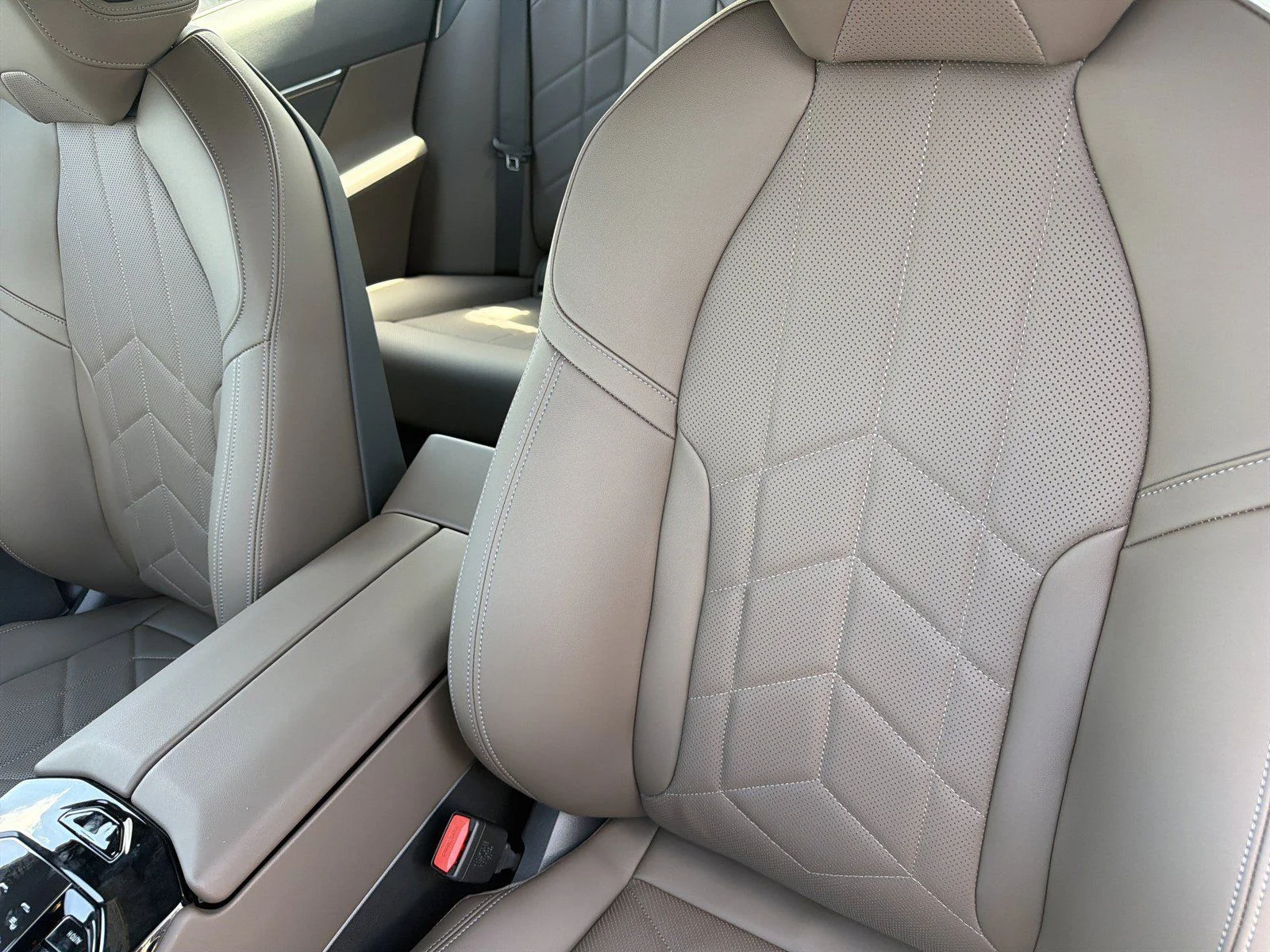 New 2027 Phytonic Blue Metallic BMW 530i image 24