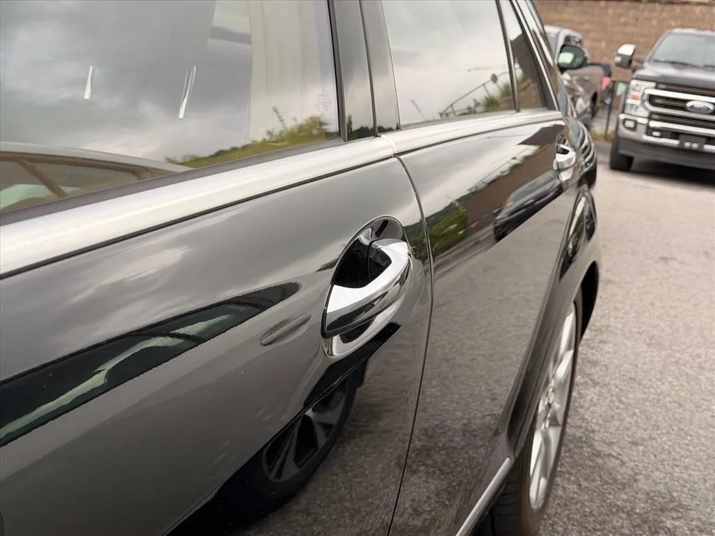 Used 2007 Black Mercedes-Benz S 550 image 7
