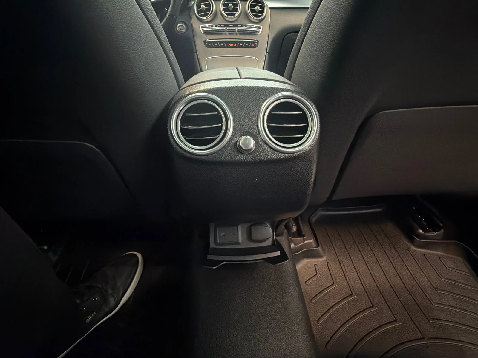Certified Used 2022 Blue Mercedes-Benz GLC 300 image 23