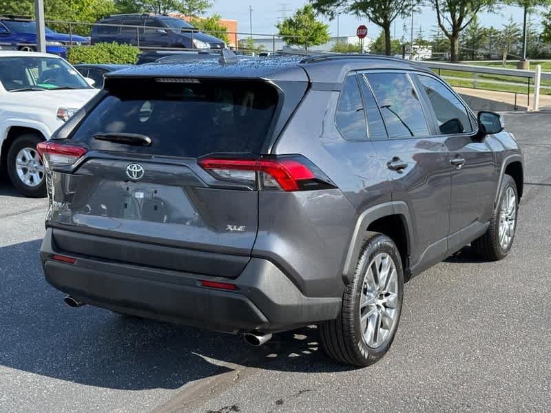 Used 2023 Magnetic Gray Metallic Toyota XLE Premium image 3