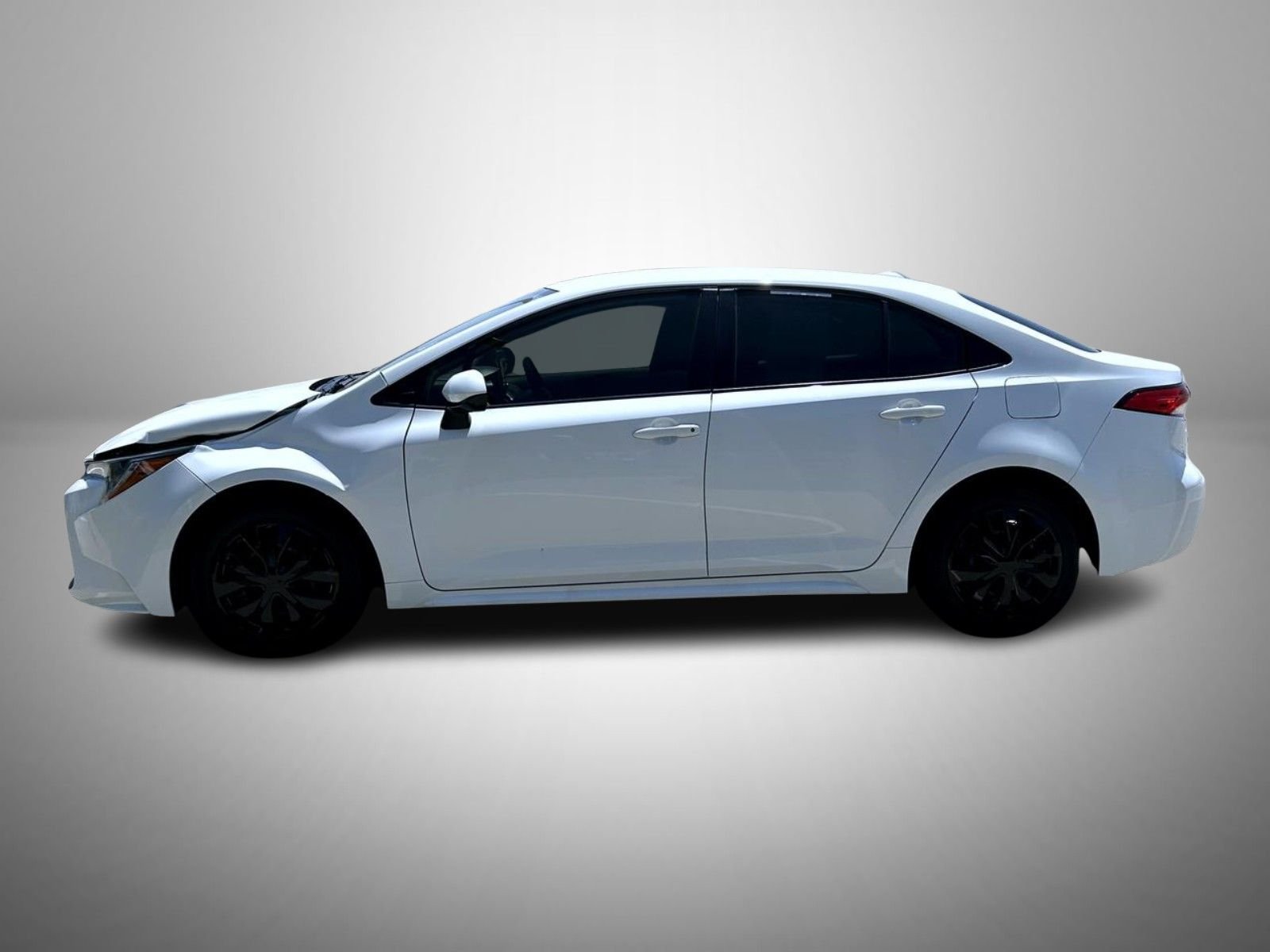 Used 2020 White Toyota LE image 8