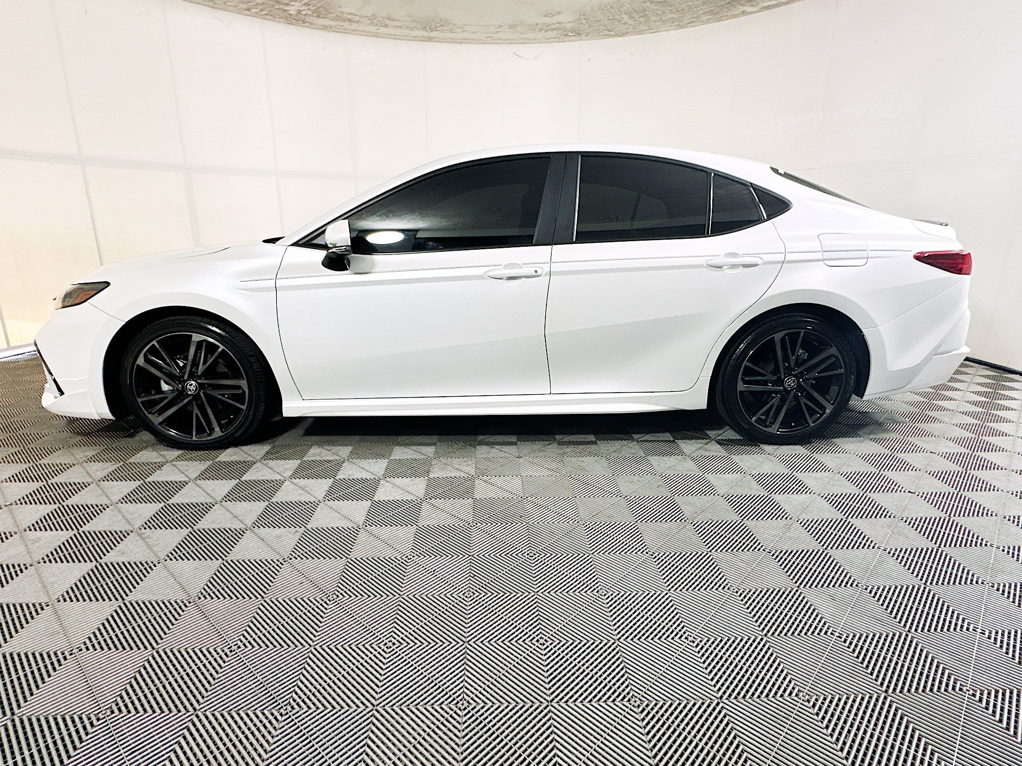 Used 2025 Pearl Toyota XSE image 6