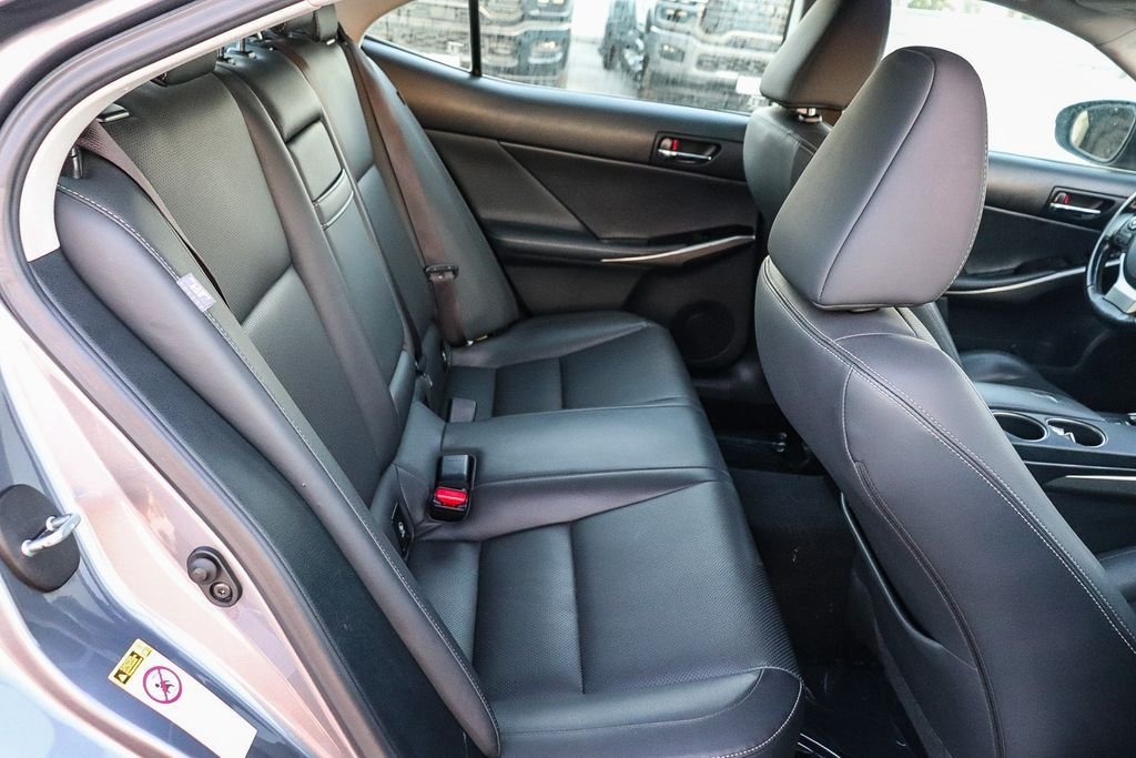 Used 2016 Gray Pearl Lexus 200t image 20