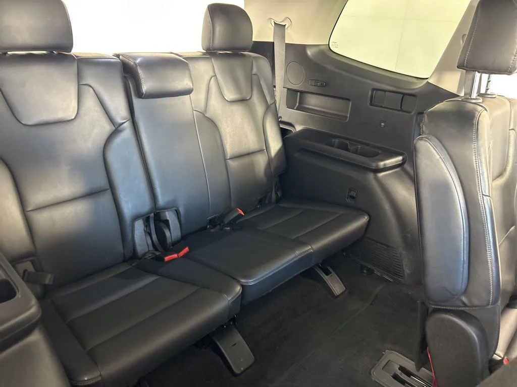 2024 Kia Telluride S - Photo 35