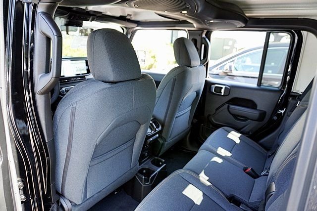 2025 Jeep Gladiator Sport S - Photo 22