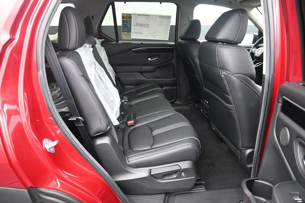 2026 Honda Pilot EX-L - Photo 12
