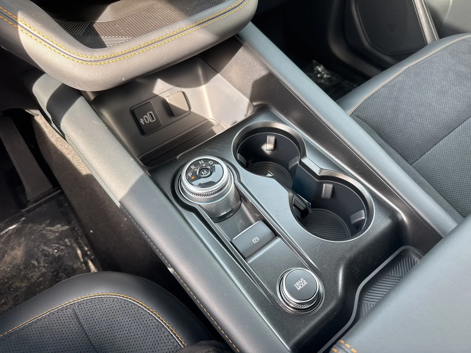 New 2026 Space White Metallic Ford Tremor® image 33
