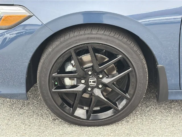 Used 2026  Honda Sport image 37