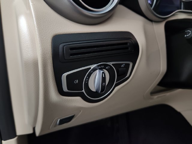 2020 Mercedes-Benz GLC GLC300 - Photo 22