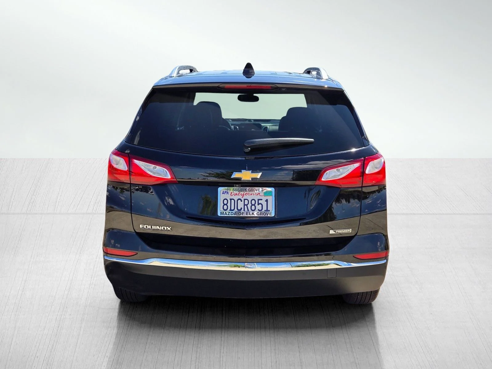 Used 2018 Mosaic Black Metallic Chevrolet Premier image 5