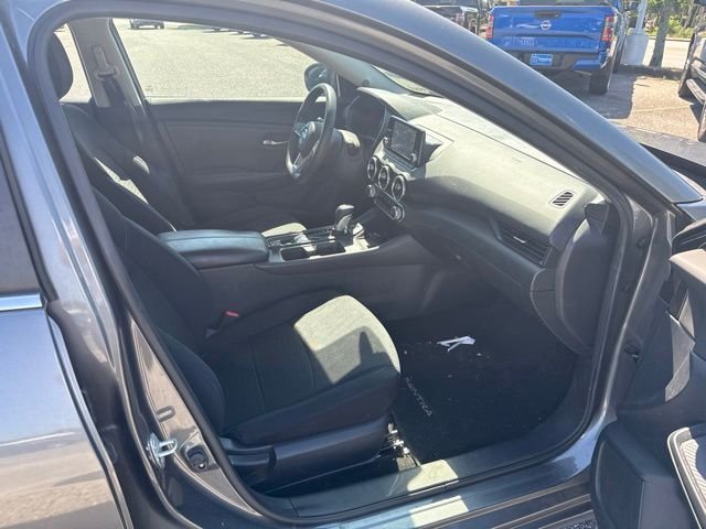 Used 2021 Gray Nissan S image 9