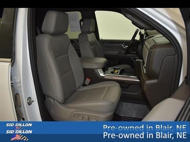Used 2024 Iridescent Pearl Tricoat Chevrolet LTZ image 9