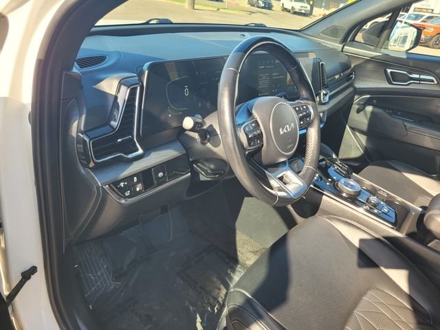 Used 2024 White Kia X-Line image 12