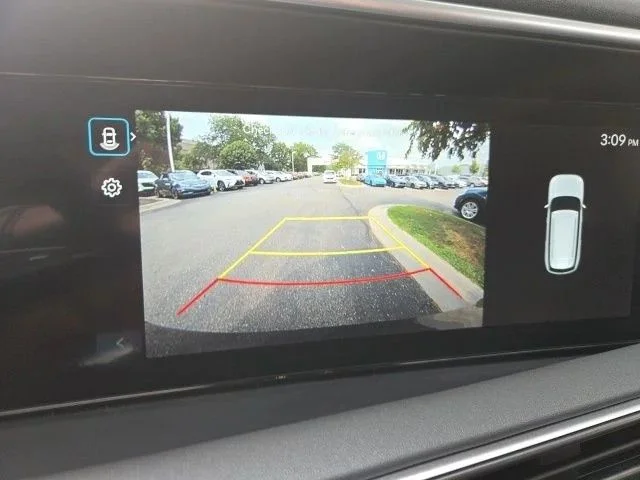 Used 2026 Silver Metallic Hyundai SEL Convenience image 26