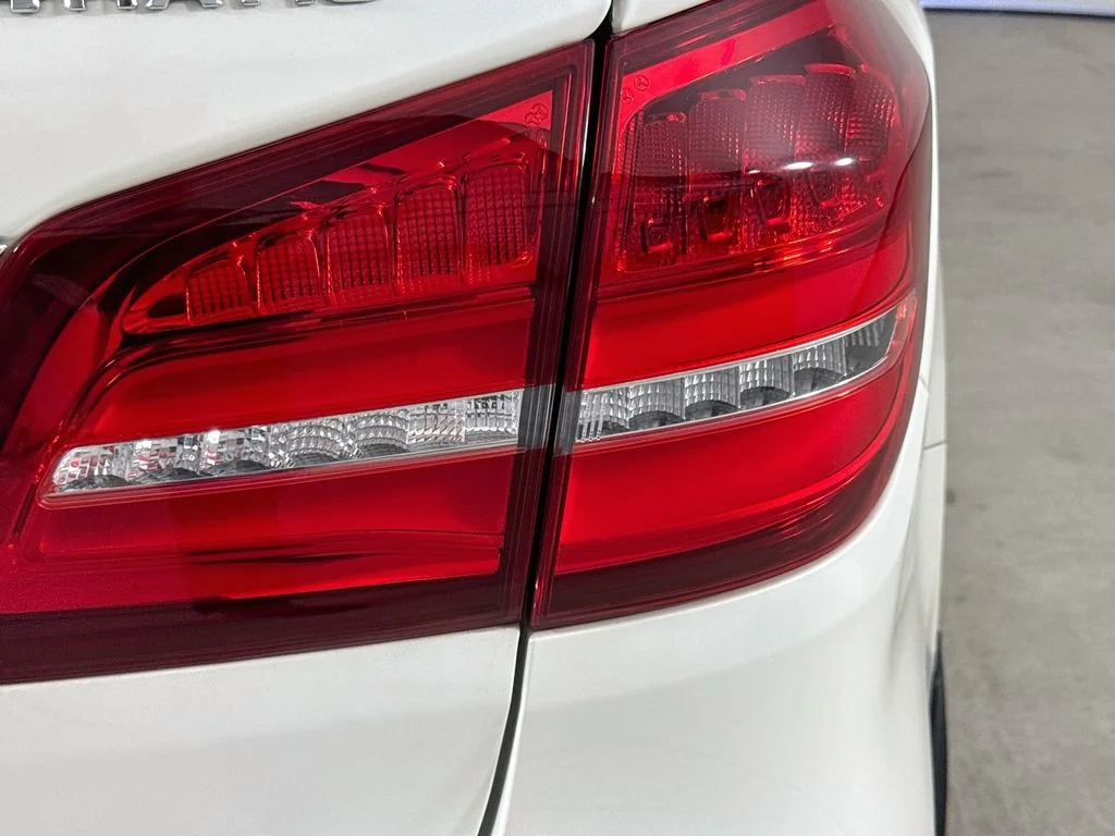 Used 2018  Mercedes-Benz GLS 450 image 35