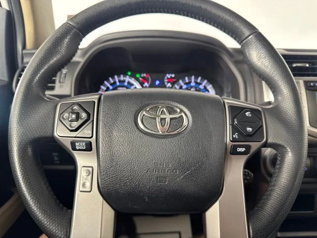 Used 2018 Super White Toyota SR5 Premium image 20