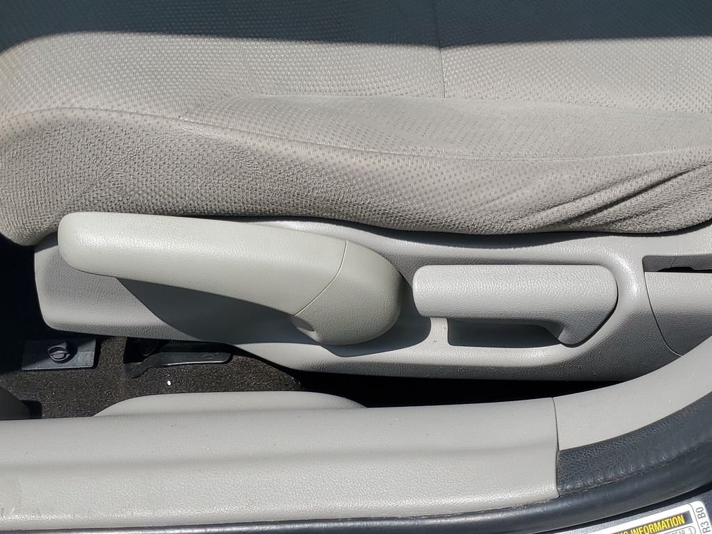 Used 2012 Gray Honda LX image 11