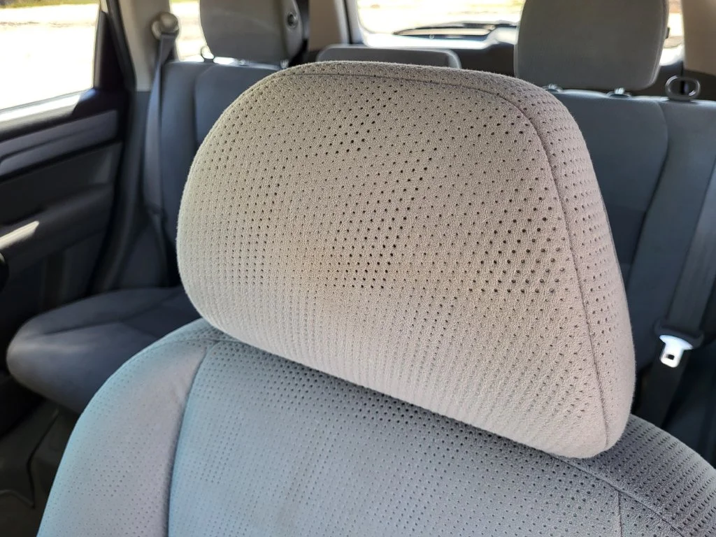 Used 2011 Alabaster Silver Metallic Honda SE image 16