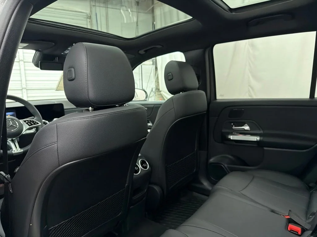 New 2026 Gray Mercedes-Benz GLB 250 image 17