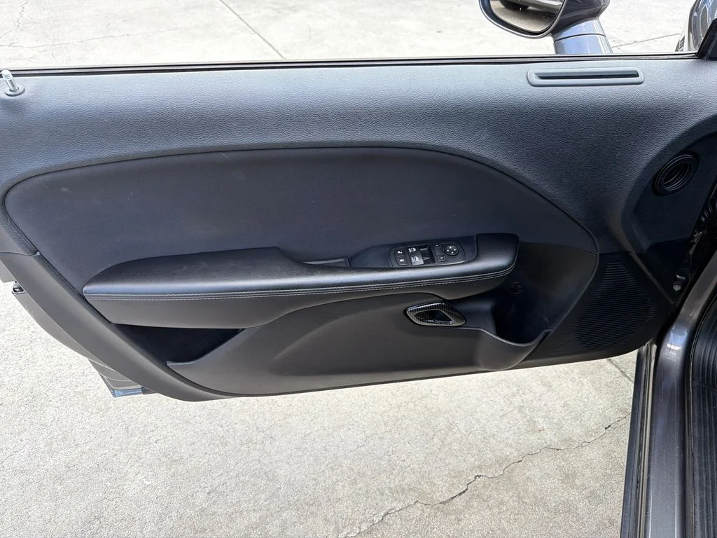 2019 Dodge Challenger SXT - Photo 13