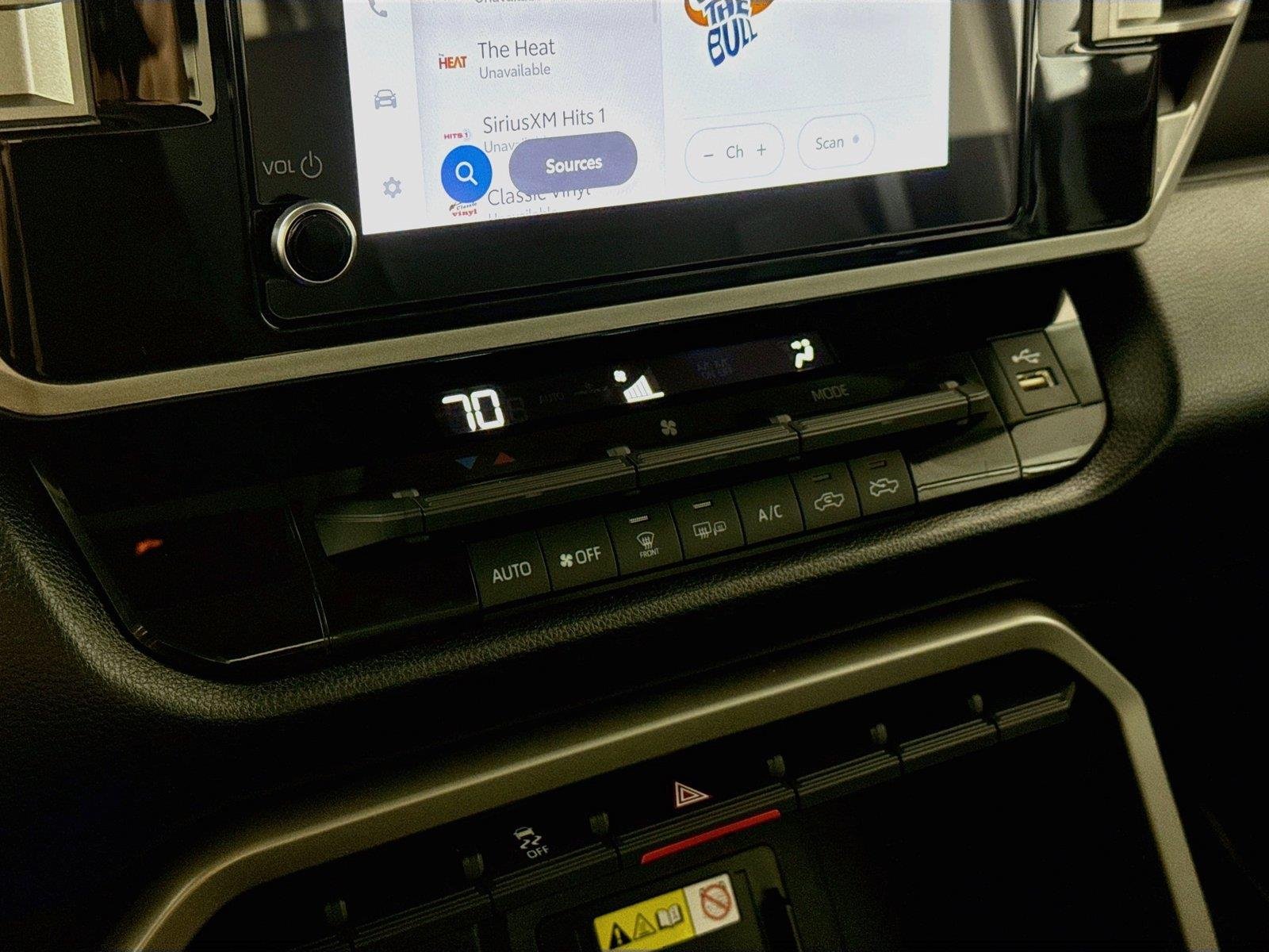 Used 2024 Ice Cap Toyota SR5 image 23
