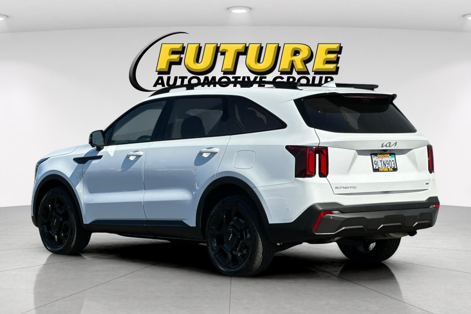 Used 2024 White Kia X-Line SX image 6