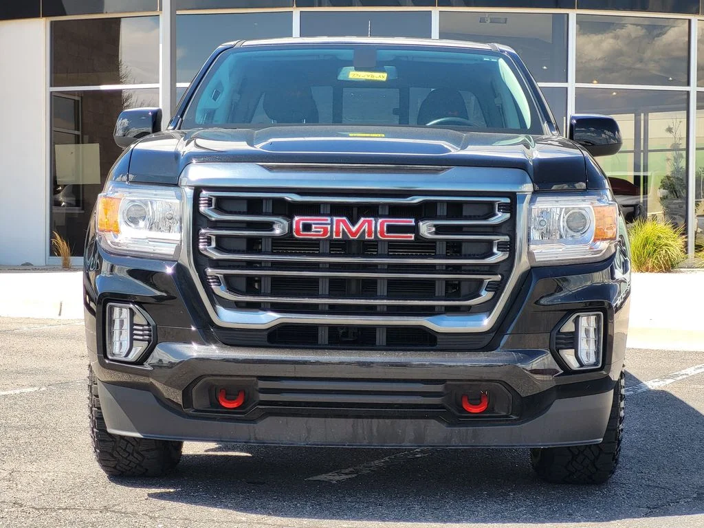 Used 2022 Onyx Black GMC AT4 - Leather image 3