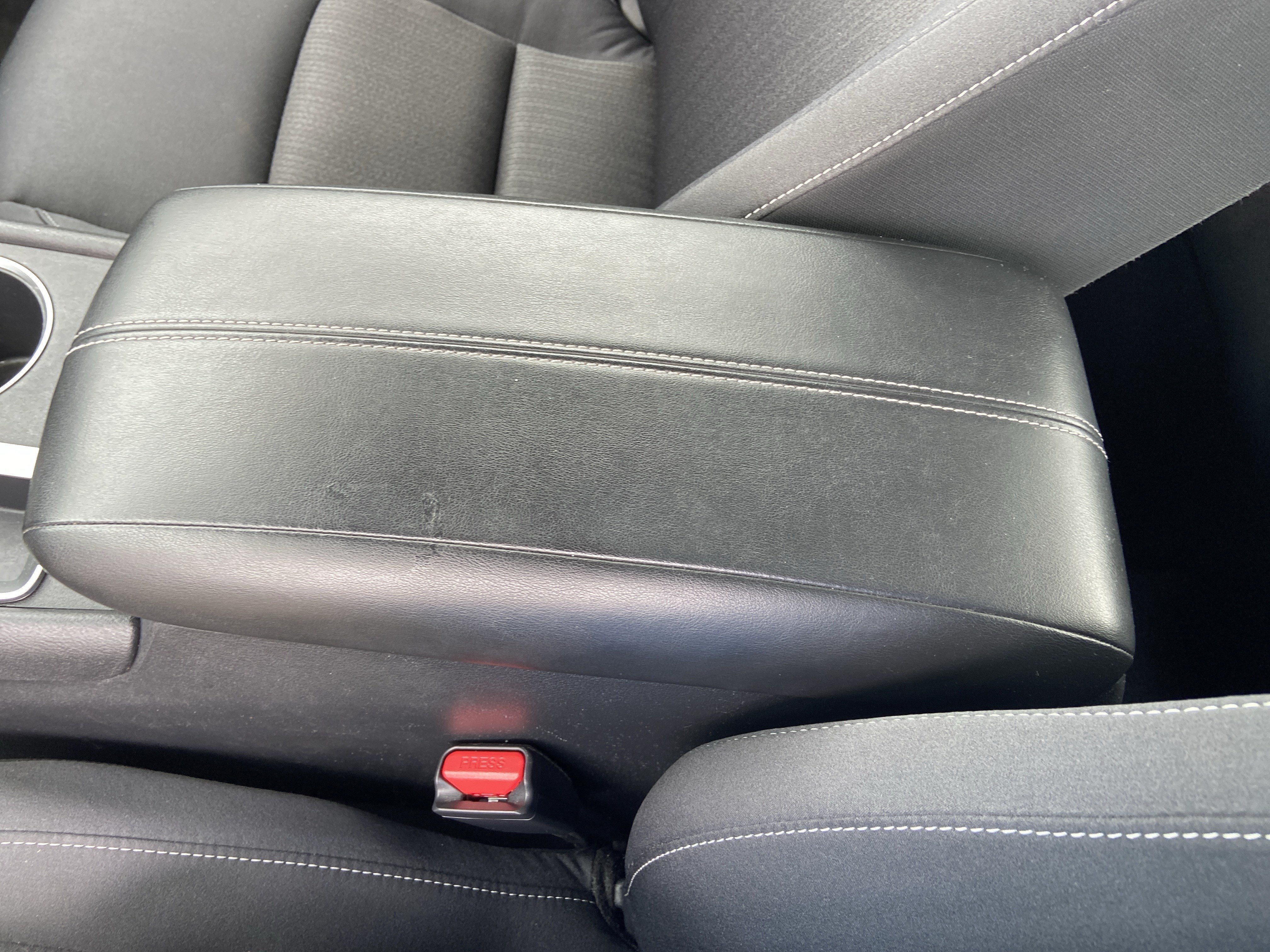 Used 2022 Super Black Nissan 2.5 SV image 41