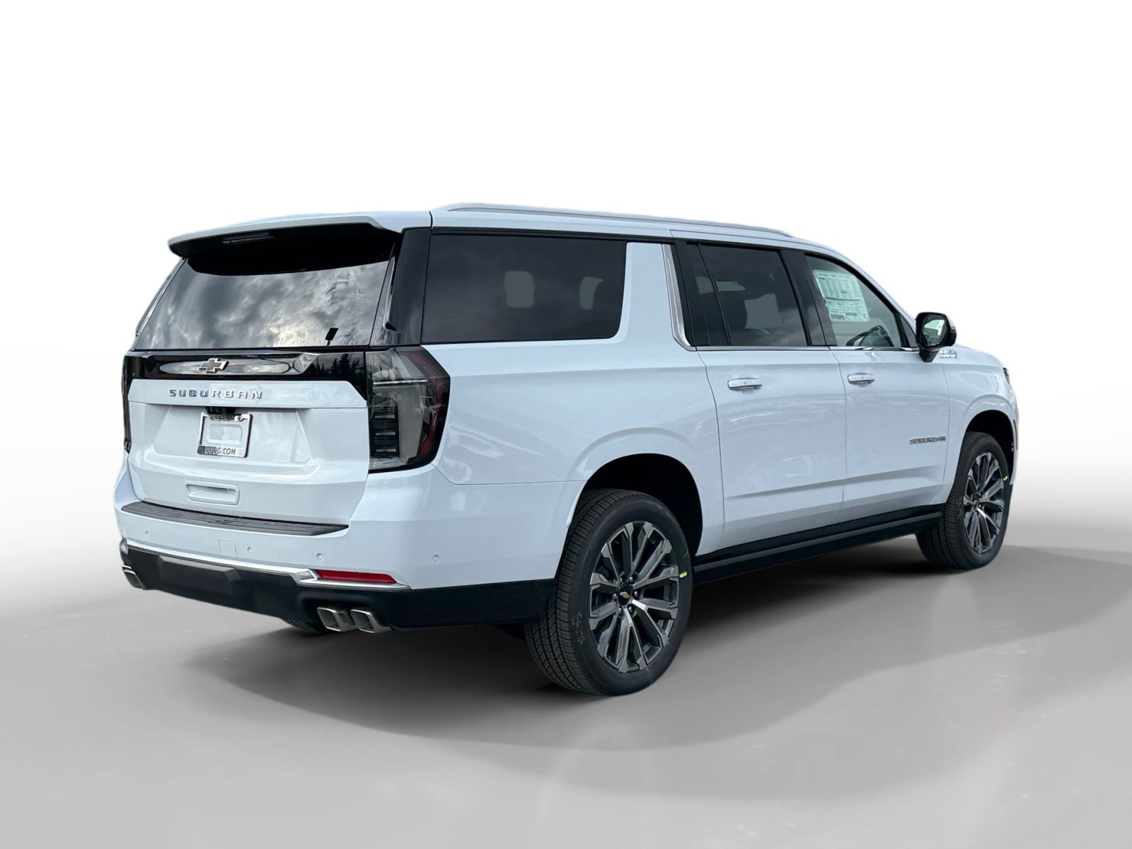 2026 Chevrolet Suburban High Country - Photo 5