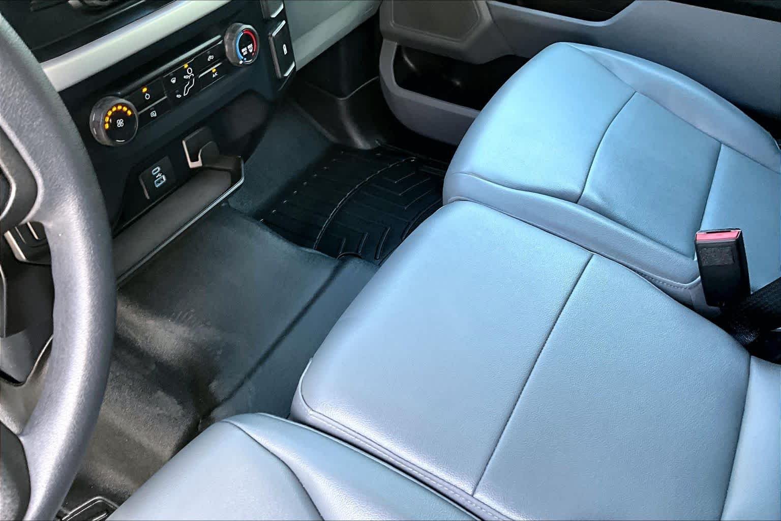 Used 2023 Oxford White Ford XL image 43