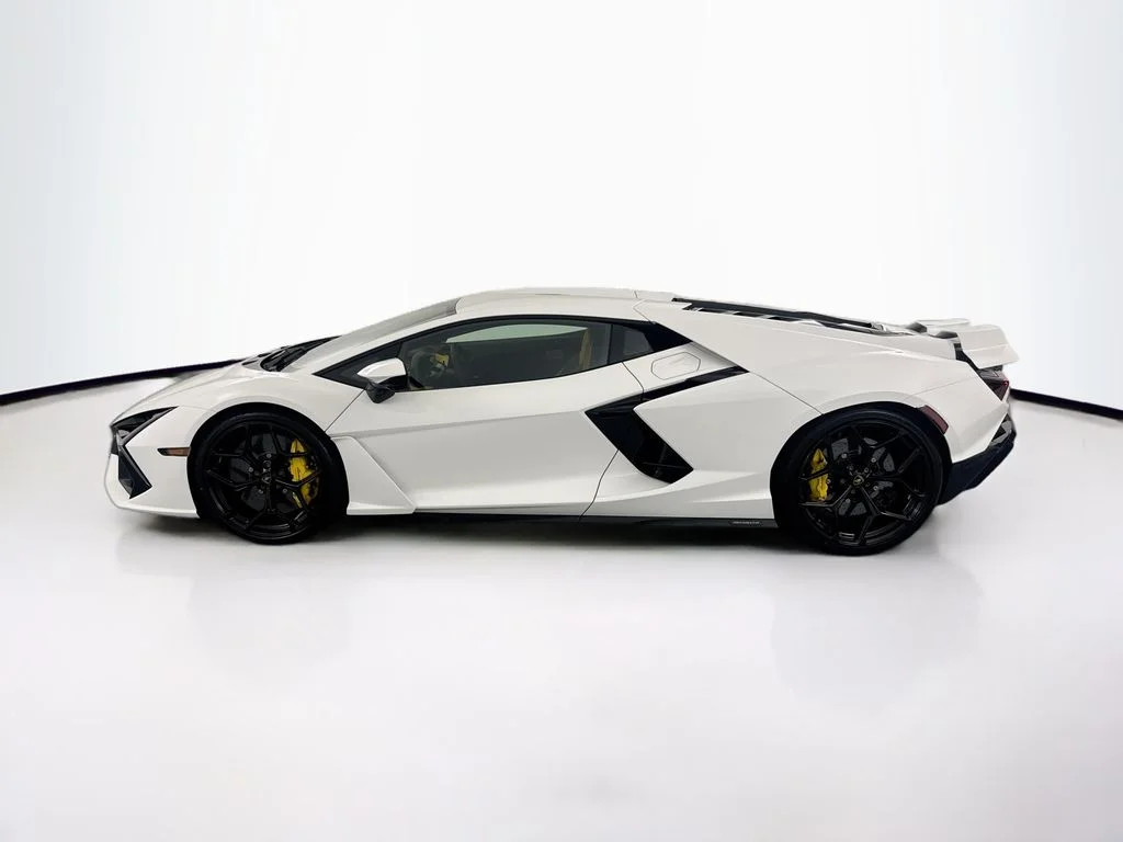 New 2026  Lamborghini Base image 8