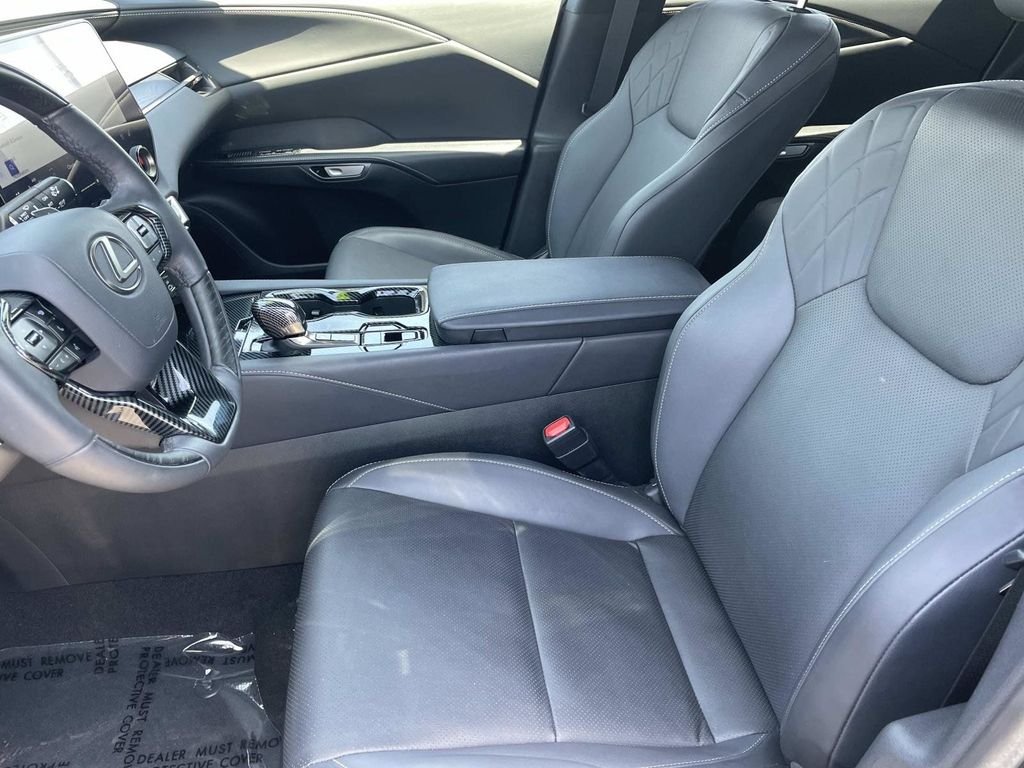 2024 Lexus RX 350 - Photo 19