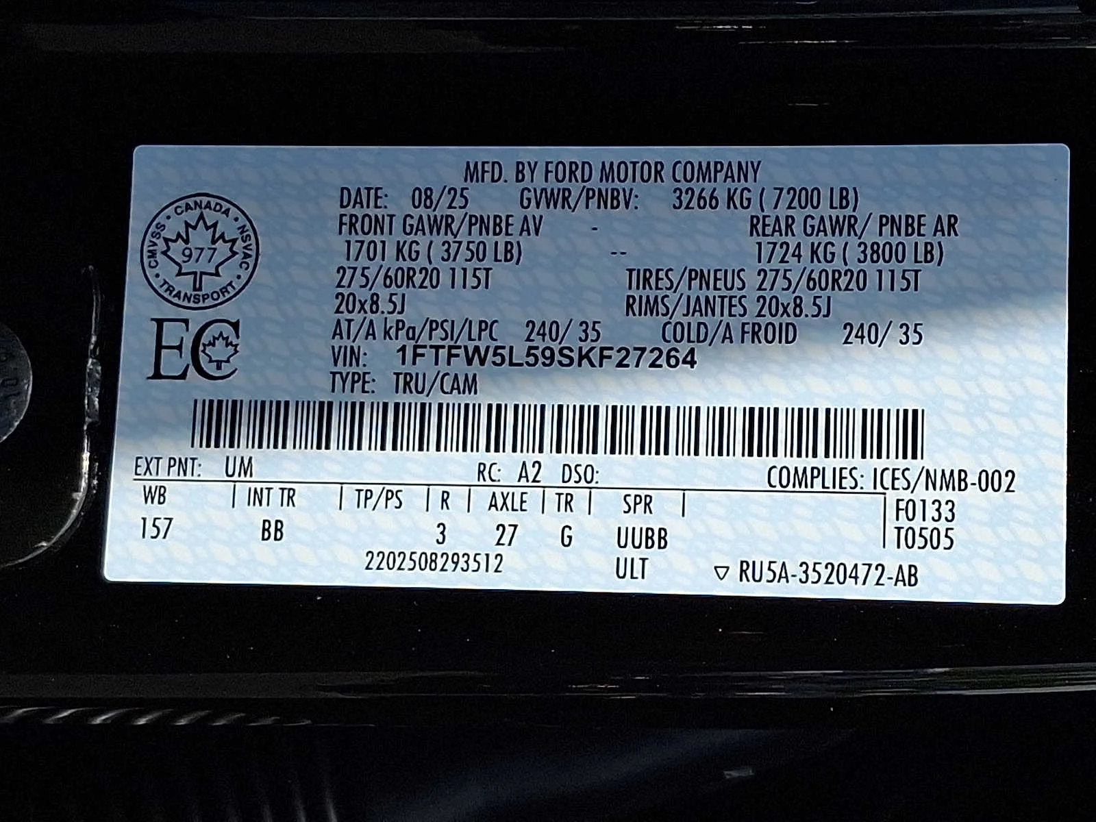Used 2025 Agate Black Ford LARIAT image 30
