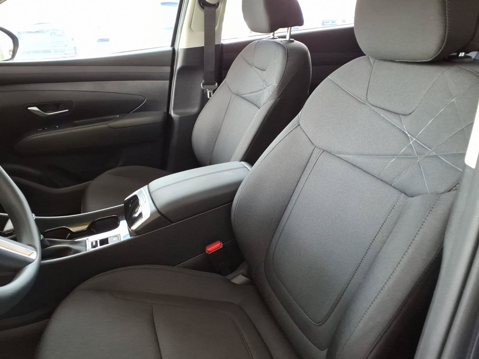 2026 Hyundai Tucson SE - Photo 10