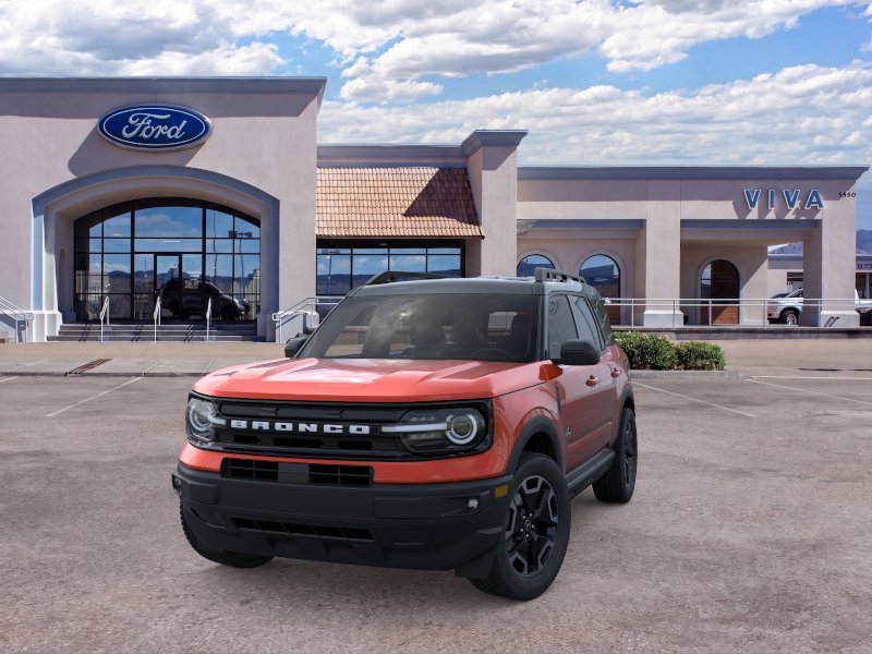 New 2024 Hot Pepper Red Tinted Clearcoat Ford Outer Banks® image 2