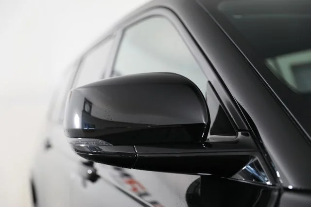 New 2026 Diamond Black Crystal Pearl-Coat Exterior Paint Jeep Altitude image 30