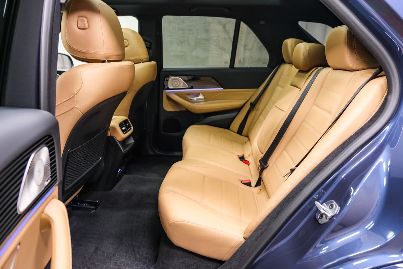 Used 2026 Twilight Blue Metallic Mercedes-Benz GLE 450 image 25