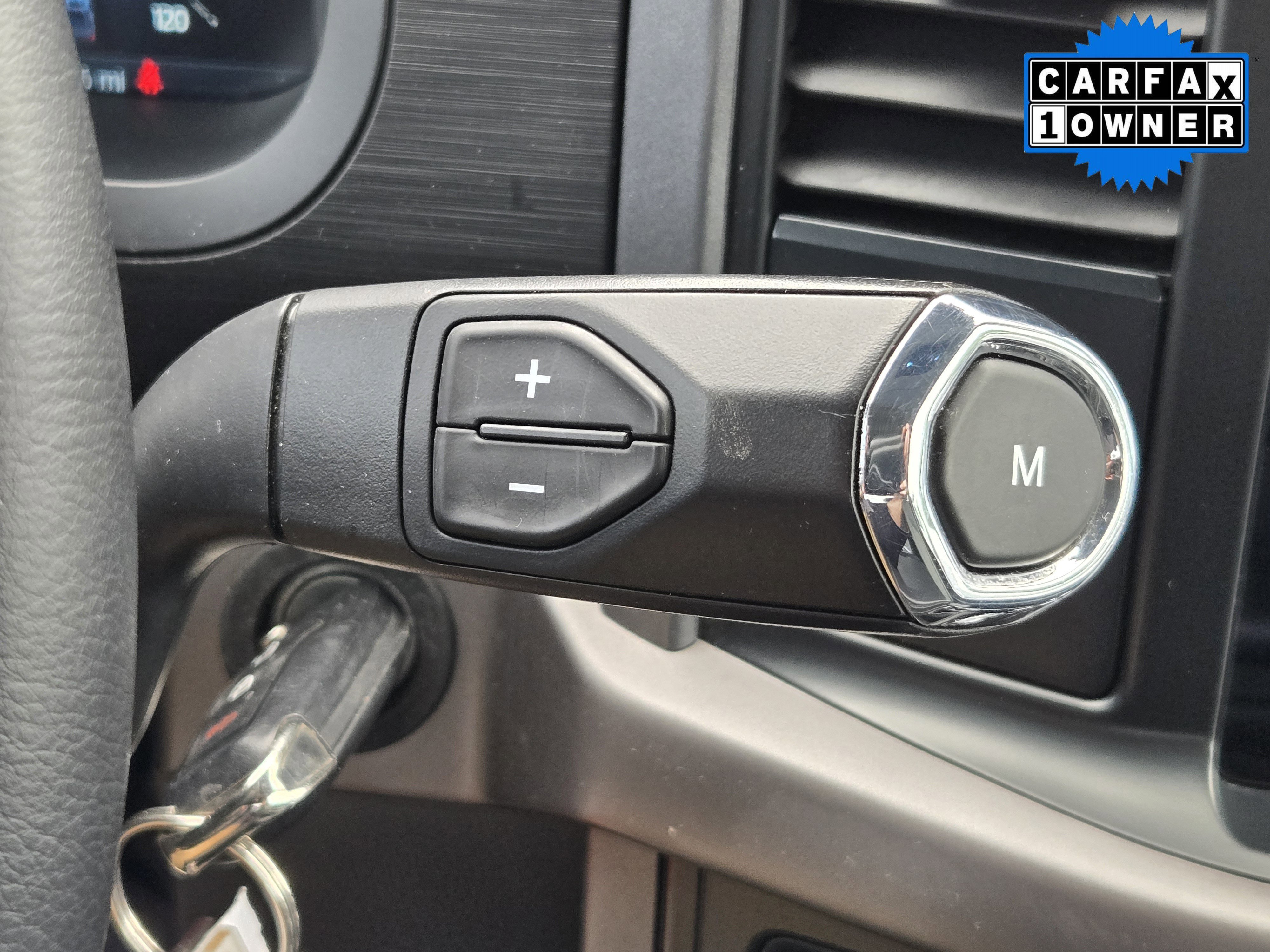 Used 2025 Gray Metallic Ford XLT image 27