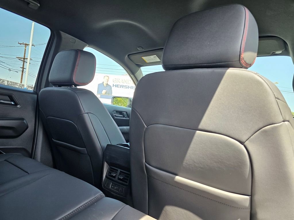 2026 Chevrolet Colorado Z71 - Photo 12