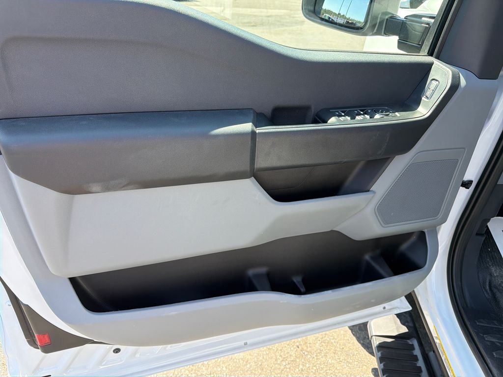 New 2026 Oxford White Ford Mechanics Body image 32